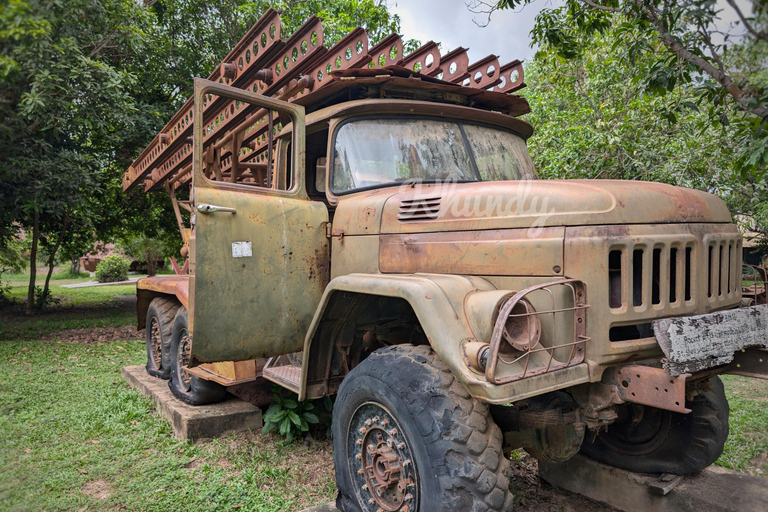 Siem Reap: Museo de la Guerra entrada incluida y viaje de ida y vuelta gratuito