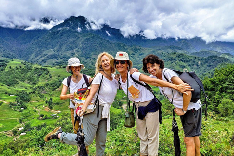 Vanuit Hanoi:Sapa 2D1N tour Cat Cat dorp en Fansipan piekVanuit Hanoi:Sapa tour 2D1N privétour met privébusje,...