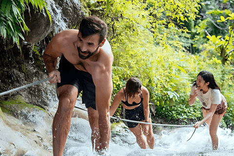 Chiang Mai: Private Sticky Waterfall & Buatong Cave