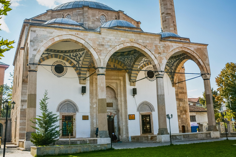 普里兹伦和普里什蒂纳私人观光：文化、景观和历史