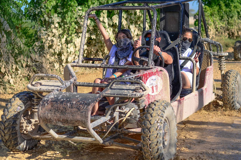 Punta Cana: Buggy-tur med grottpool och chokladprovning