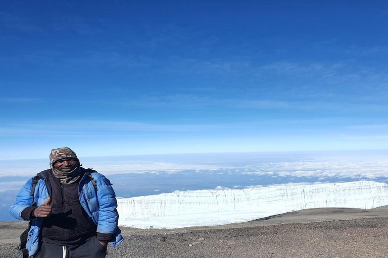 7 days Machame route Kilimanjaro Climbing Tour Package 7 days Machame route Kilomanjaro Group Tour