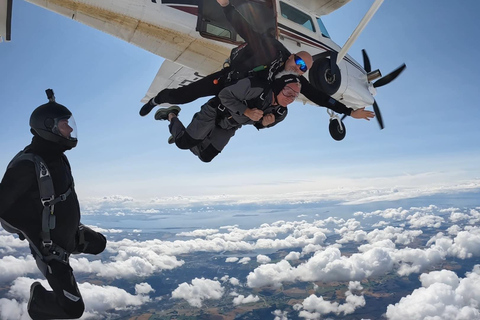 Copenhague : Saut en parachute en tandem - L&#039;aventure ultime à Copenhague