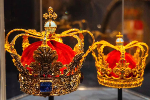 Copenhagen: Rosenborg Palace Tour in Spanish with tickets Copenhagen: Robenborg Palace Tour in Spanish with tickets