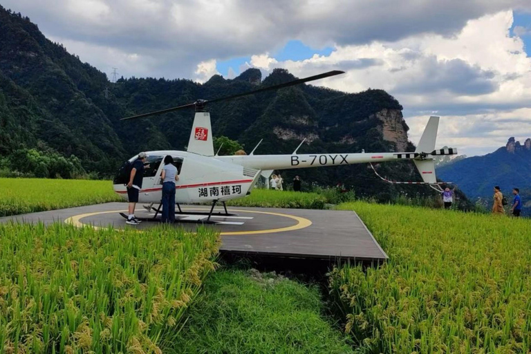 Zhangjiajie: Helicopter Flight Experience Helicopter Charter Route F Experience