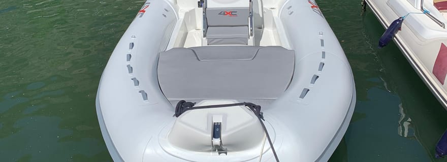 Varazze : LOCATION DE BATEAU PNEUMATIQUE