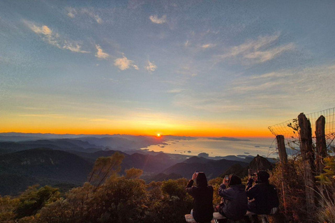 Paraty: Pedra da Macela Trekking - Sunrise - with Transfer