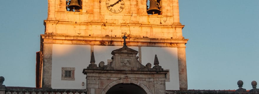 Nazaré : visite à pied des trésors cachés avec un guide de la région