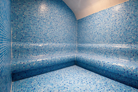 Istanbul: Public, Private or VIP Hammam & Spa in Old City In Public Bath ( max. 5 guests at the same time )