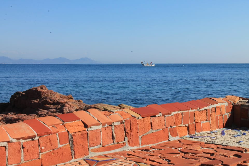 Saint Tropez, tour a piedi privato con una guida Tropezienne - Housity