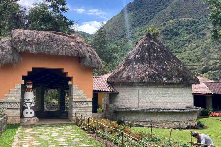 Chachapoyas: Mausolei Revash e Museo Leymebamba