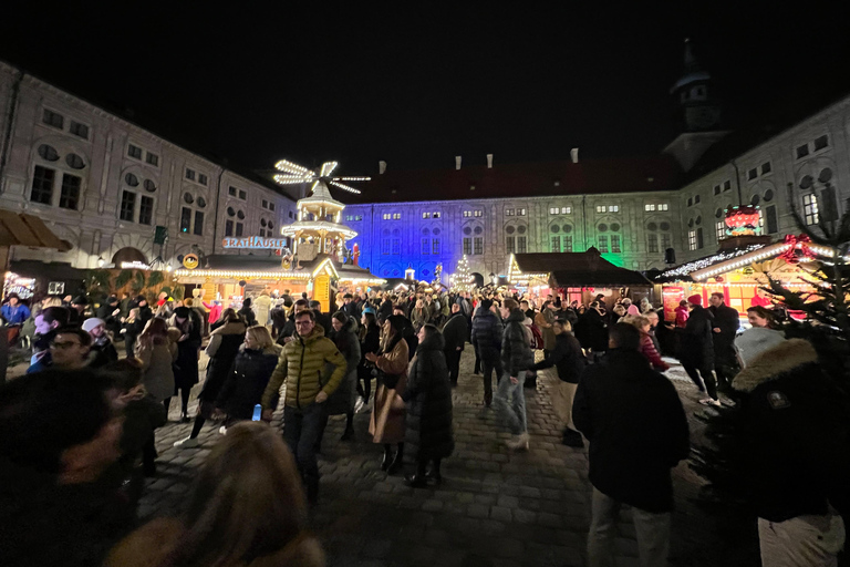 Christmas Oldtown Tour with Mulled Wine & experienced Guide