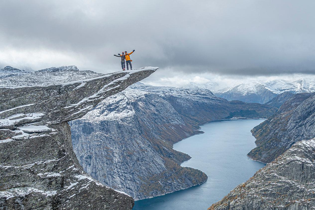Trolltunga Excursión de Otoño Go Viking