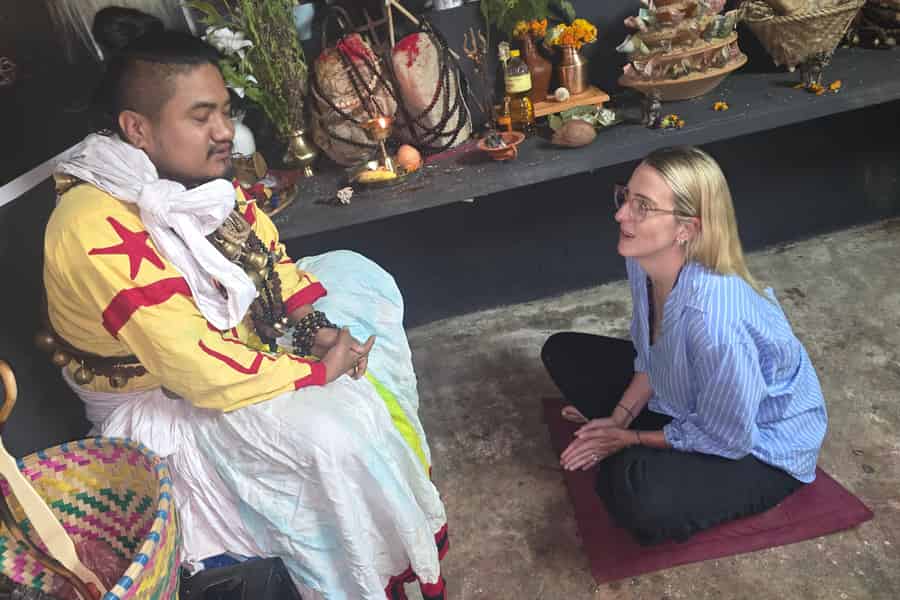 Kathmandu: Authentische schamanische Heilung und Energiereinigung. Foto: GetYourGuide Kathmandu: Authentische schamanische Heilung und Energiereinigung. Foto: GetYourGuide