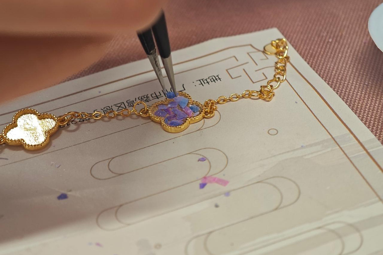 Guangzhou: Mother-of-Pearl DIY Experience Bracelet