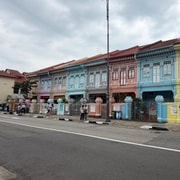Off the Beaten Path: Discover Tiong Bahru & Joo Chiat Off the Beaten Path: Discover Tiong Bahru & Joo Chiat