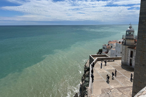 Valencia: Day Trip to Peñíscola. Castle, Old Town, and Game of Thrones Locations Tour Peñíscola from Valencia: Castle and Game of Thrones Locations | Small Group