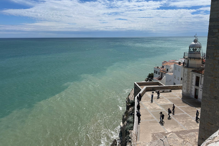 Valencia: Day Trip to Peñíscola. Castle, Old Town, and Game of Thrones Locations Tour Peñíscola from Valencia: Castle and Game of Thrones Locations | Small Group