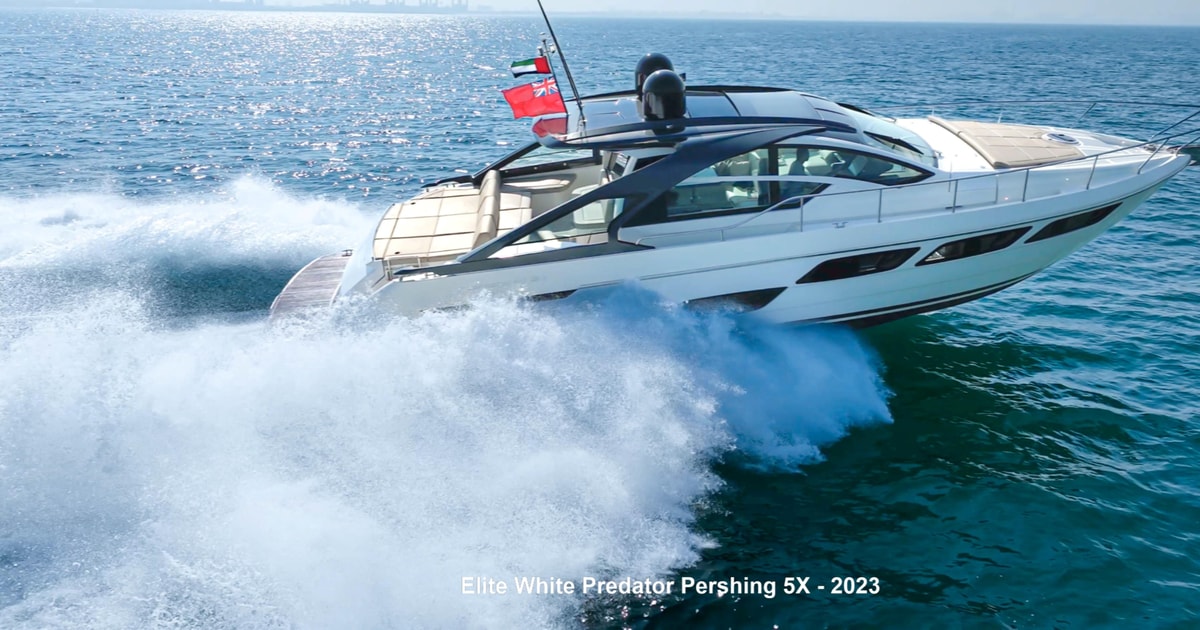 ホワイト プレデター パーシング 5X 2023 ヨット レンタル ドバイ 8 人乗り GetYourGuide