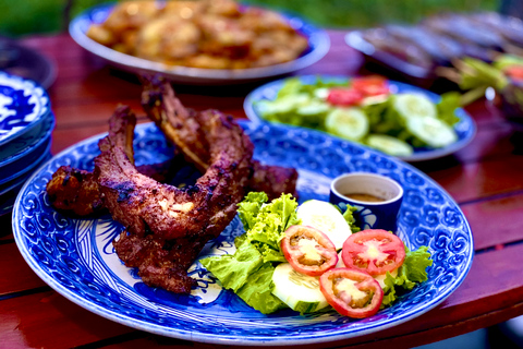 Hoi An: a excursão gastronômica noturna por Vespa e churrasco privado