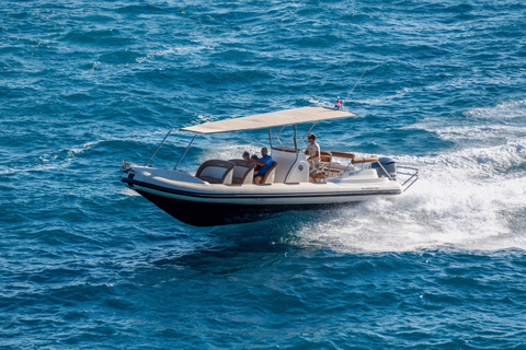 Visite privée du lagon bleu et des 3 îles en bateau à moteur