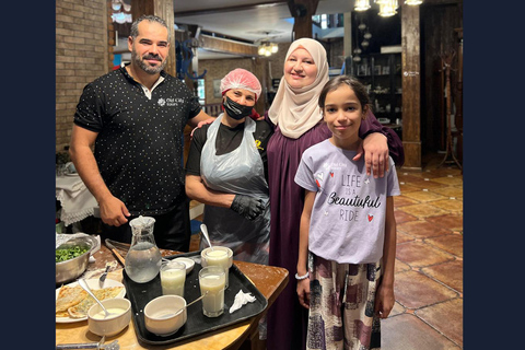 دورة طبخ أذربيجانية وجولة في المدينة القديمة والغداء