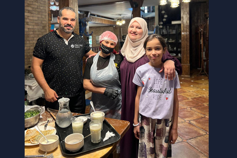 دورة طبخ أذربيجانية وجولة في المدينة القديمة والغداء