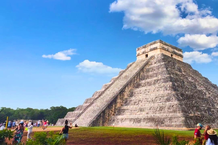 Cancún: Dagtocht Chichen Itza, Ik Kil Cenote en ValladolidTour met pick-up in de omgeving van Cancún