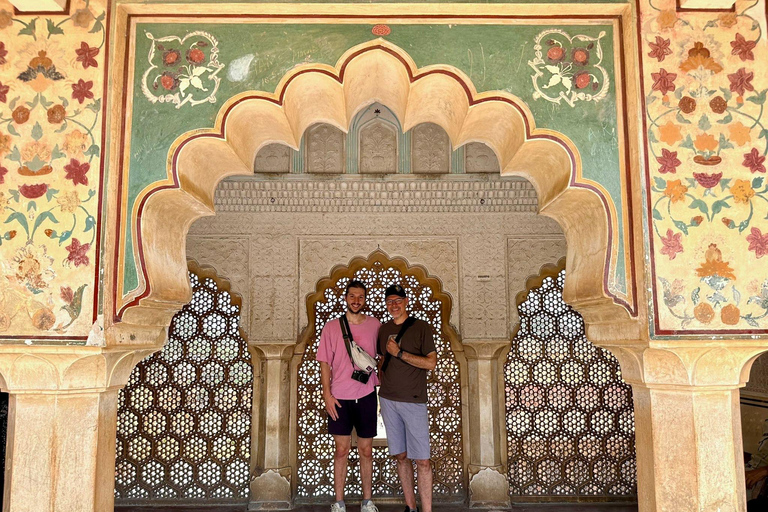Amber Fort Hidden Stepwell & Heritage Village Walk with Chai