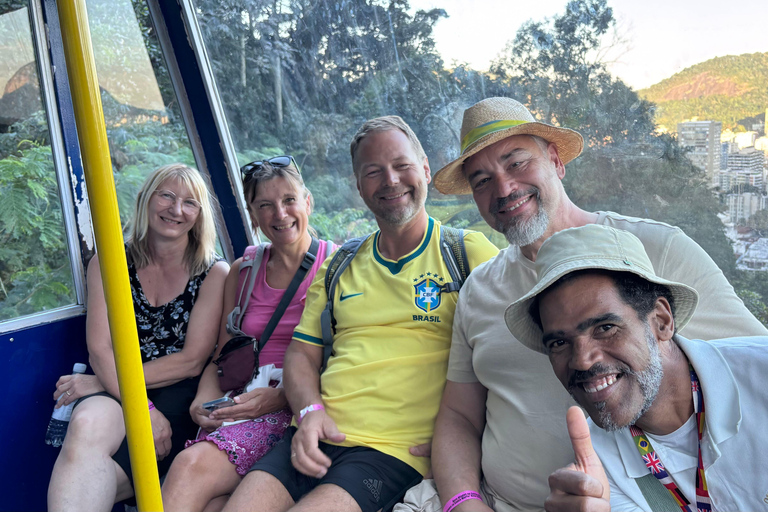 Rio de Janeiro: Favela Santa Marta: German-Language Tour – All-Inclusive Rio de Janeiro: Favela Santa Marta: German-language tour – all-inclusive