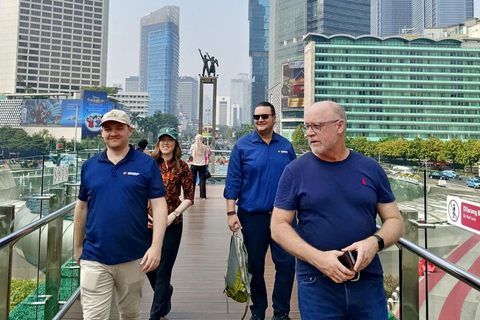 Visite touristique d&#039;une demi-journée à Jakarta, avec visite de la ville moderne et de la vieille ville