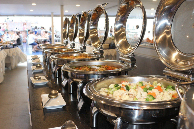 Pattaya: Dinner Yacht Cruise