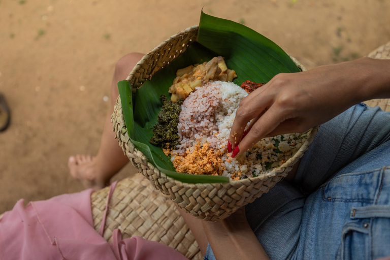 Ella: Village Experience with Breakfast and Jeep Ride