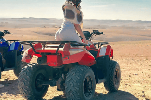 Marrakech: Explore o Deserto Agafay Camel&amp;Quad com Jantar&amp;Show