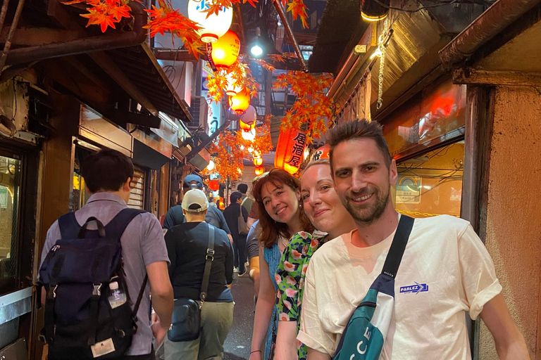 Shinjuku: bar hopping night tour at Japanese Izakaya