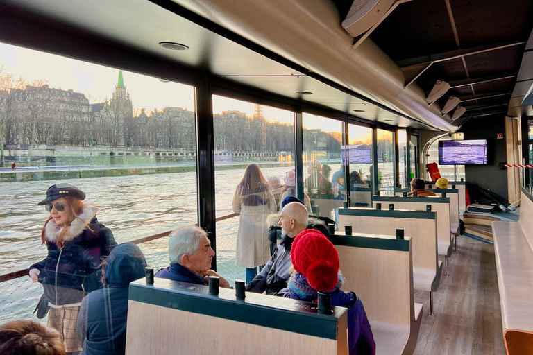 Paris: Day or Evening River Cruise with Musical Ambiance Paris: Evening River Cruise with Musical Ambiance & Postcard