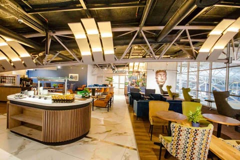 CPT CapeTown INTL Airport Bidvest Premier Lounge Access