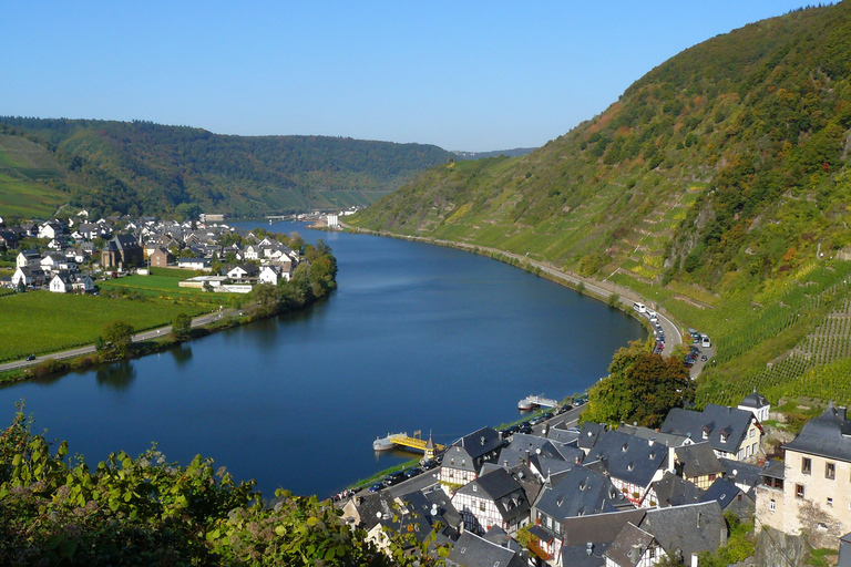Cochem, Mosel: Schiff - Beilstein, Essen, Wein- und Likörprobe