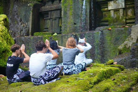 Ubud: Lost Temple Challenge and Secret Waterfalls