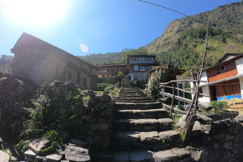 Pokhara: 7-Day Annapurna Base Camp & Jhinu Hot Springs Trek