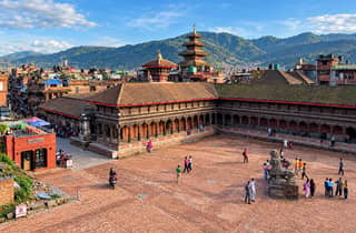 Kathmandu: Geführte Tour zu drei Durbar-Plätzen mit Mittagessen