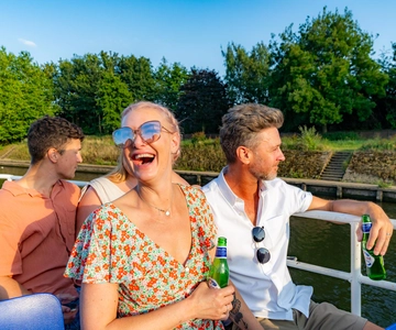 York: 60-Minute 'Happy Hour' Cruise For All Ages