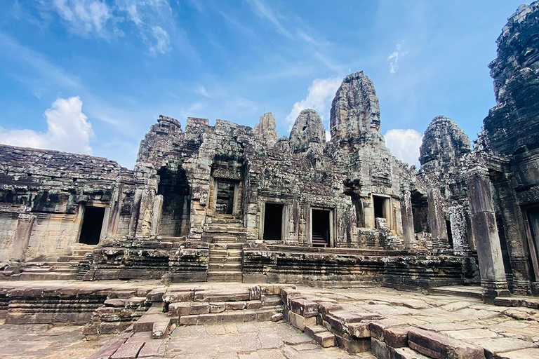 Siem Reap: Angkor Wat Sunrise Tour with Hotel Pickup