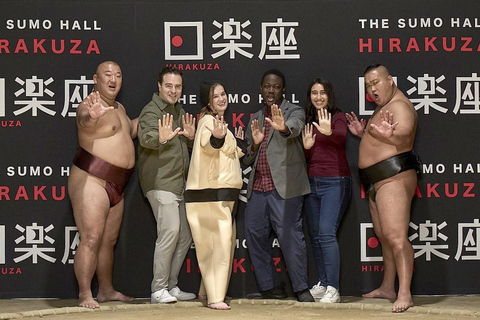 Osaka : Spectacle de Sumo avec Food BoxSièges de la Classe B