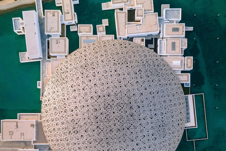 Private Full Day Abu Dhabi Tour with Louvre & Qasr Al Watan