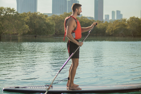 Abu Dhabi: Stand-Up Paddle boarding Tour guiado