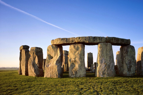 London: Stonehenge, Windsor Castle &amp; Oxford Chinese Day Trip