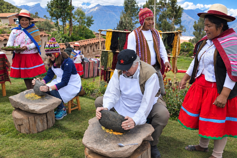 From Urubamba: Sacred Valley Tour with Pachamanca Tasting