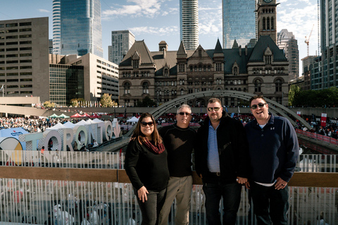 Toronto: Best of Toronto Tour with Tower and River Cruise