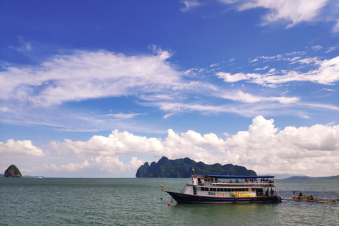 Phuket : Phang Nga, Hong et les îles James Bond en grand bateauExcursion d&#039;une journée en bateau dans la baie de Phang Nga
